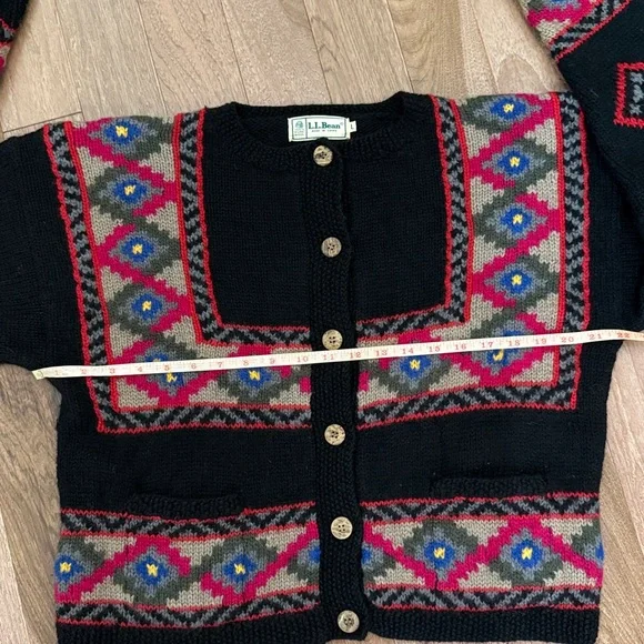 Vintage L.L. Bean 100% wool Scandinavian geometric fair isle cardigan sweater L - Picture 7 of 8